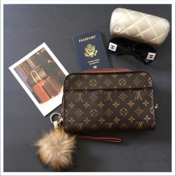 louis vuitton Handbags - Authentic Louis Vuitton orsay clutch M51790